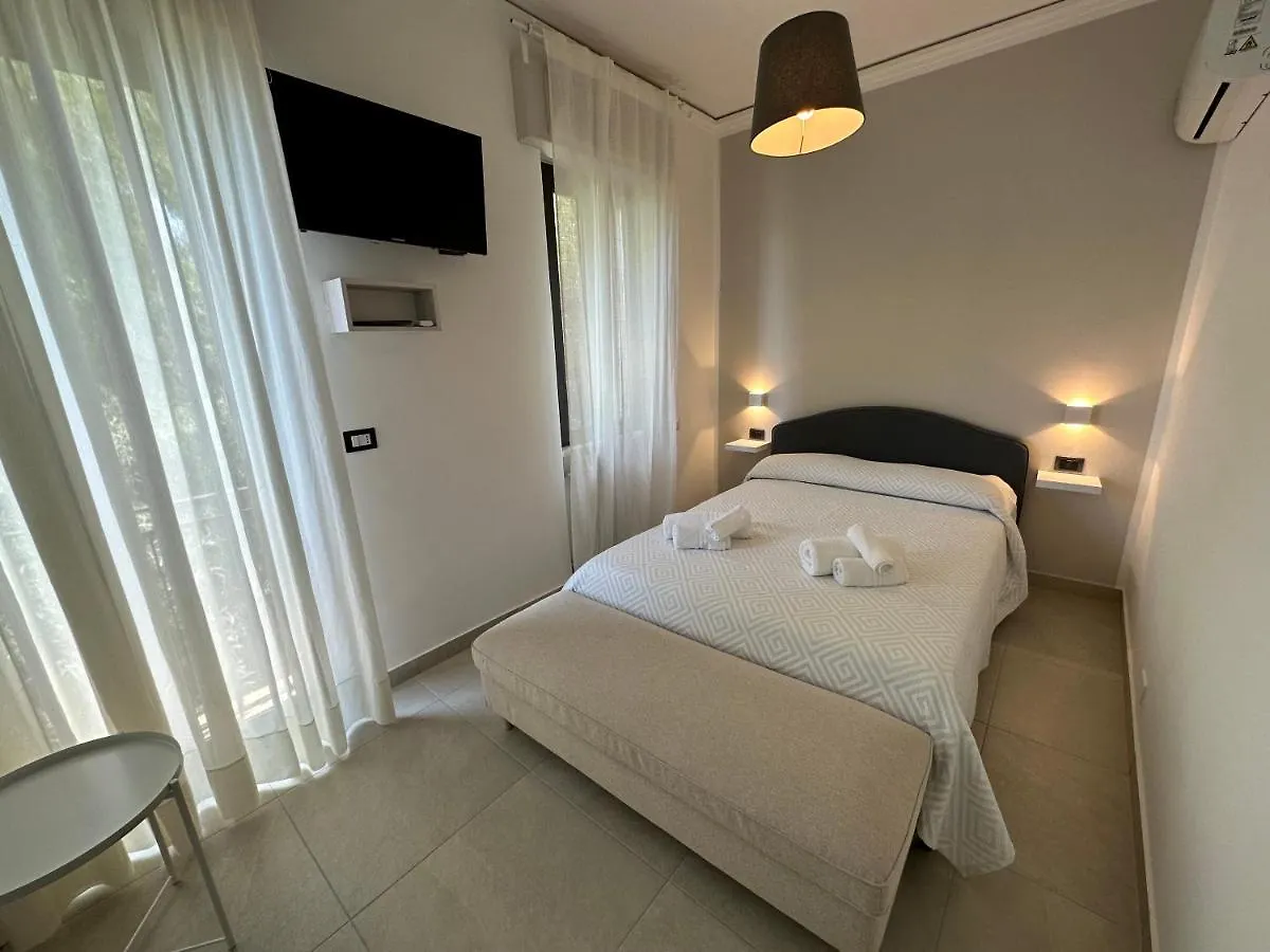 Mira Taormina Rooms 0*,